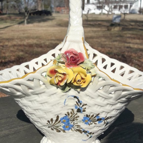 Vintage Capodimonte Basket Ceramic Decor Italian - Picture 8 of 14